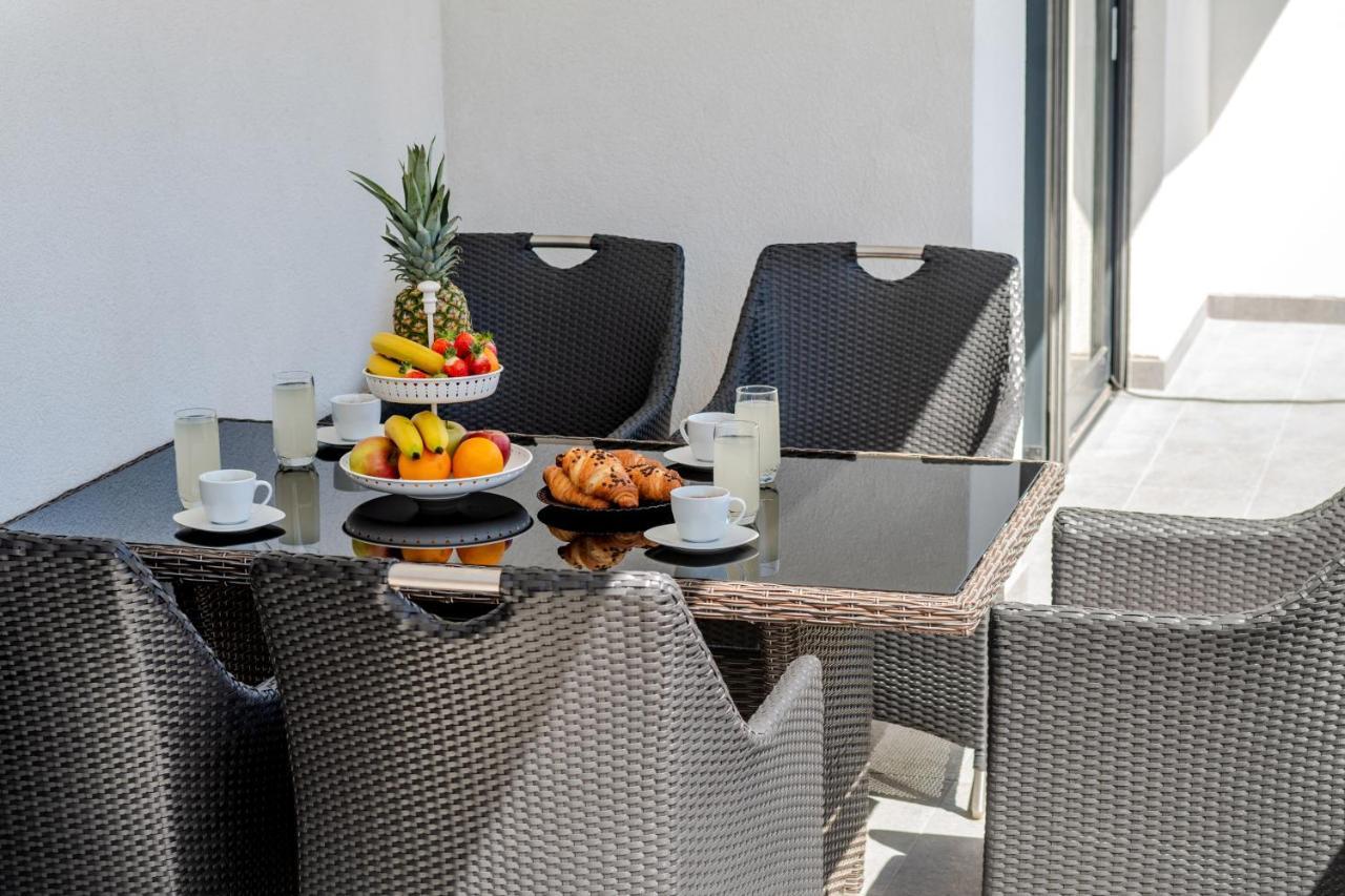 Luxury Apartments Alkar With Swimming Pool Razanj Luaran gambar